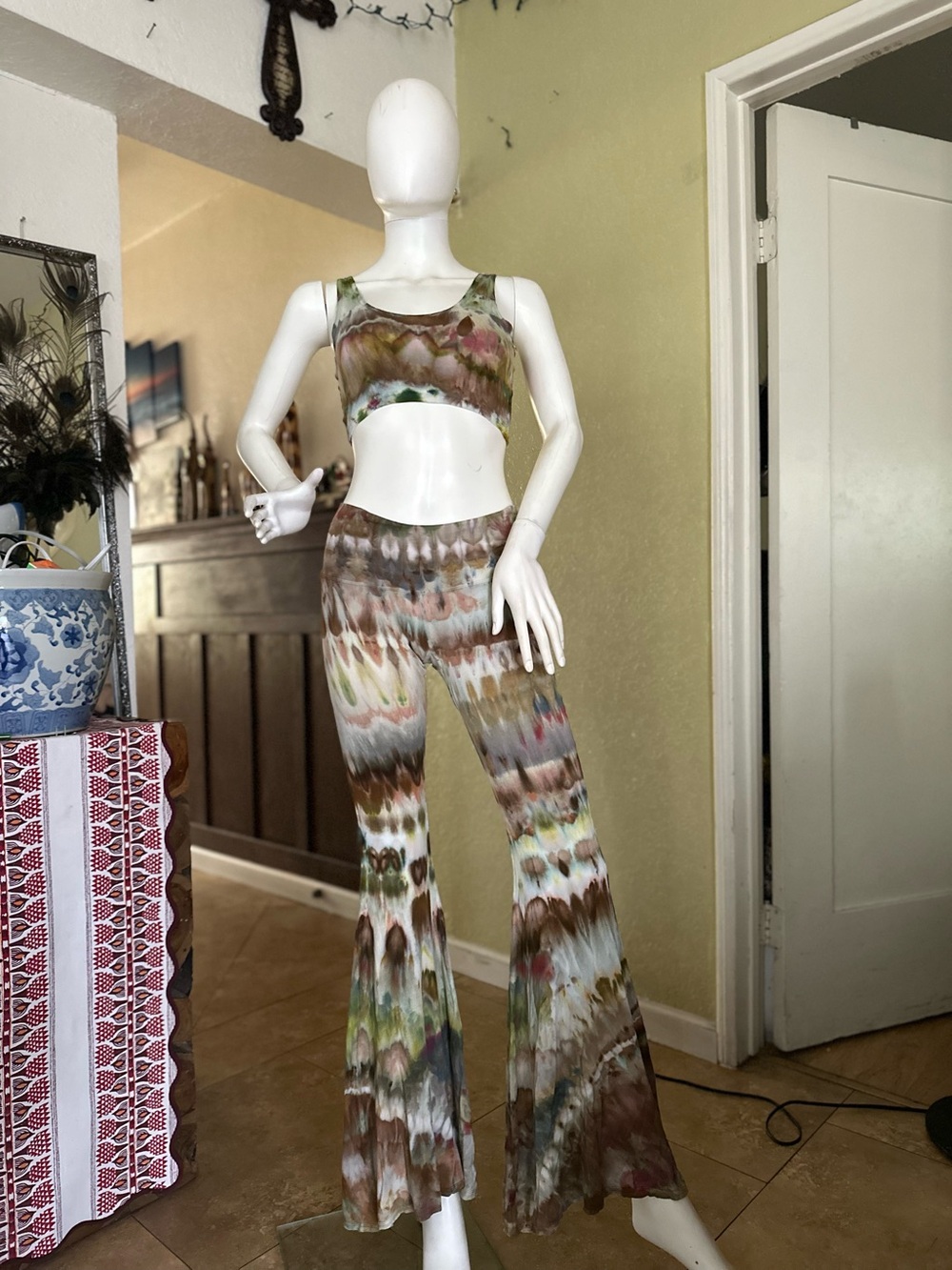Flared Tie-Dye Bootcut Pants in Olive Multi small